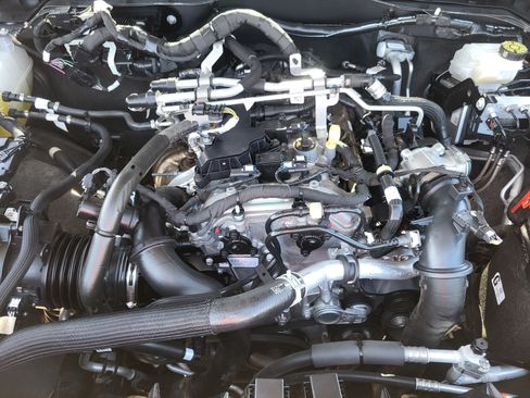 Used 2025 Ford Bronco Big Bend AWD/4WD image 25