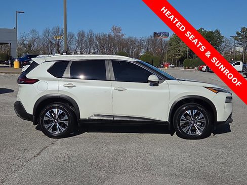 Used 2023 Nissan Rogue SV w/ SV Premium B Package image 6
