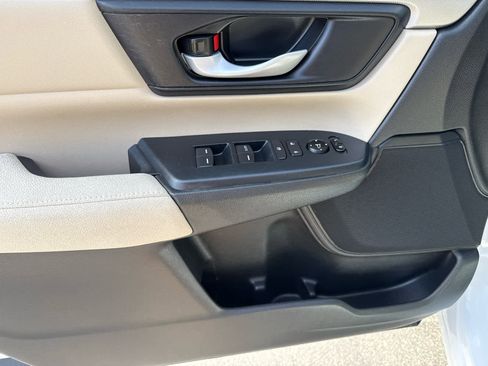 Used 2019 Honda CR-V LX image 10