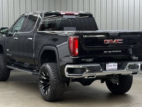 Used 2026 GMC Sierra 1500 SLT AWD/4WD image 3