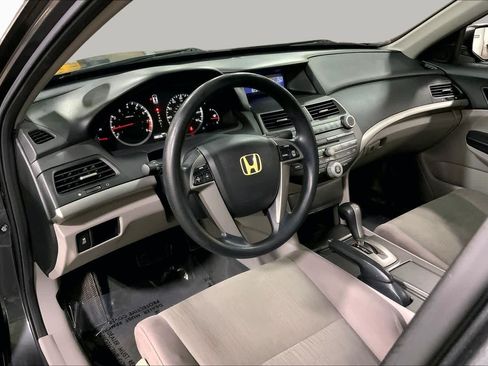 Used 2011 Honda Accord LX image 17