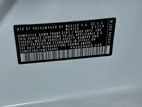 Used 2019 Volkswagen Jetta SE w/ Cold Weather Package image 12