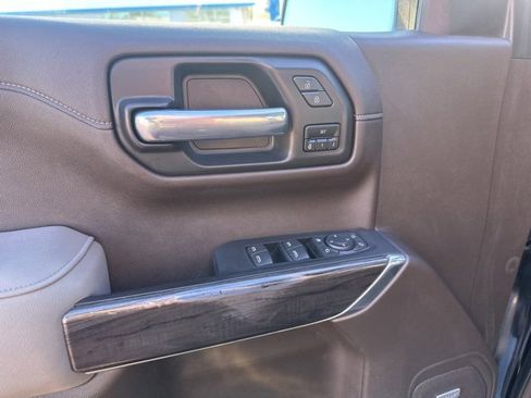 Used 2021 Chevrolet Silverado 1500 LTZ w/ LTZ Premium Package image 33