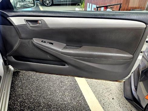 Used 2004 Toyota Solara SE image 21
