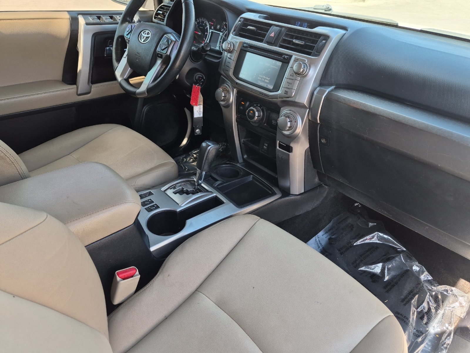 Used 2018 Toyota 4Runner SR5 Premium RWD image 17