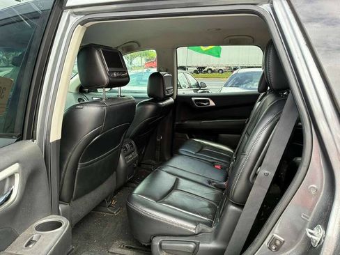 Used 2015 Nissan Pathfinder SL w/ Cargo Package image 9