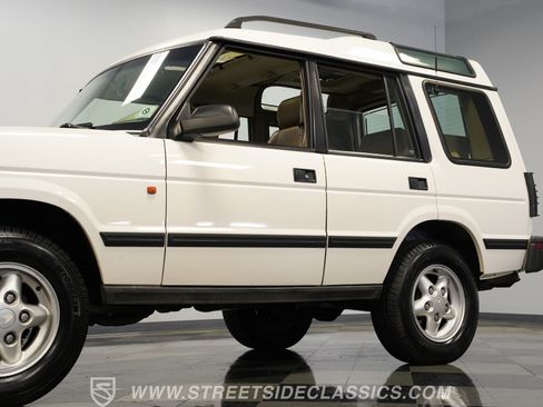 Used 1996 Land Rover Discovery AWD/4WD image 23