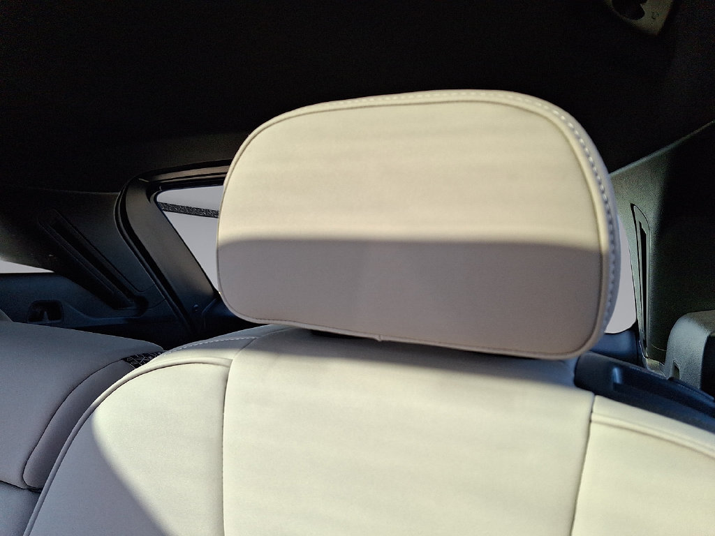 Certified 2026 Volvo XC60 B5 Core AWD/4WD image 27