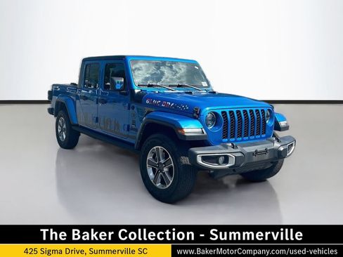 Used 2023 Jeep Gladiator Sport AWD/4WD image 1