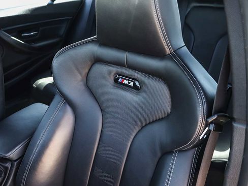 Used 2018 BMW M3 image 36