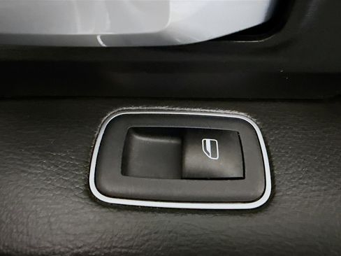 Used 2024 RAM 2500 Big Horn image 31