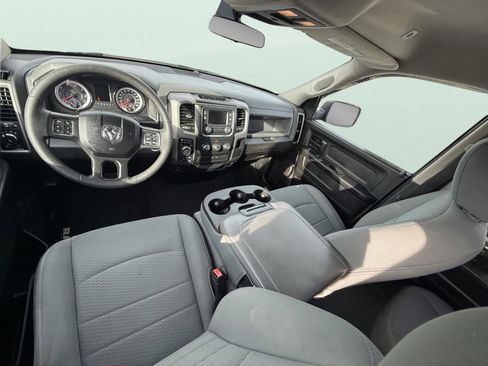 Used 2018 RAM 1500 Express w/ Express Value Package image 11