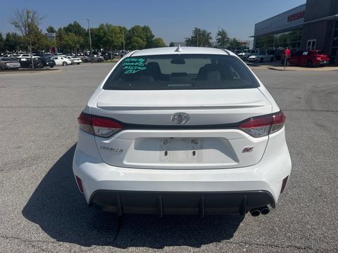 Used 2025 Toyota Corolla SE FWD image 6