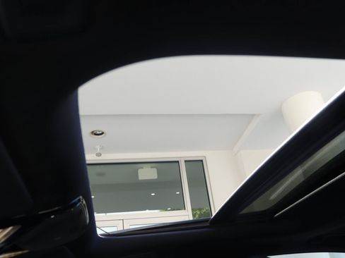 New 2026 BMW 330i Sedan w/ M Sport Package RWD image 22