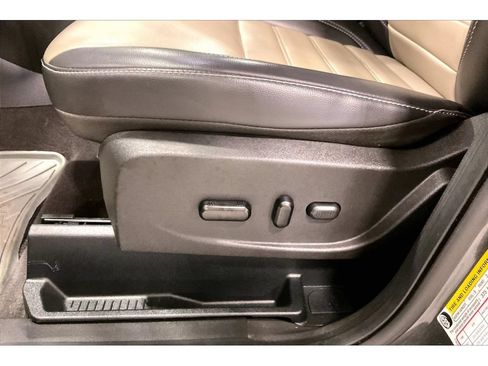 Used 2019 Ford Escape SEL AWD/4WD image 28