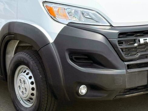 Used 2026 RAM ProMaster 2500 w/ Convenience Group FWD image 9