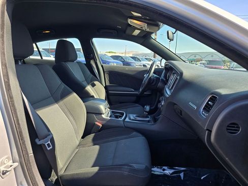 Used 2022 Dodge Charger SXT image 10