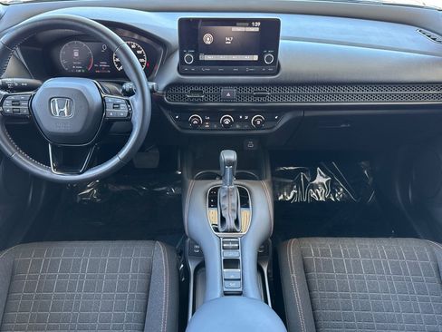 Certified 2025 Honda HR-V Sport image 16