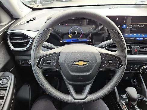 New 2026 Chevrolet TrailBlazer LT FWD image 16