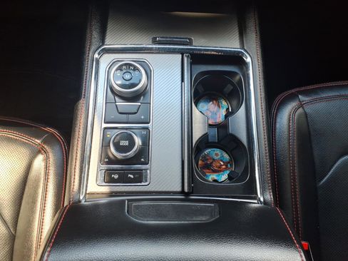 Used 2021 Ford Expedition Max Limited image 14