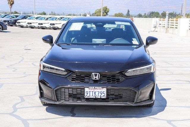 Used 2025 Honda Civic Sport image 3