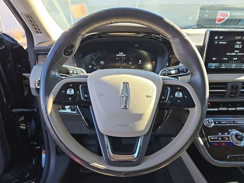 Certified 2022 Lincoln Corsair Reserve w/ Equipment Group 201A image 15