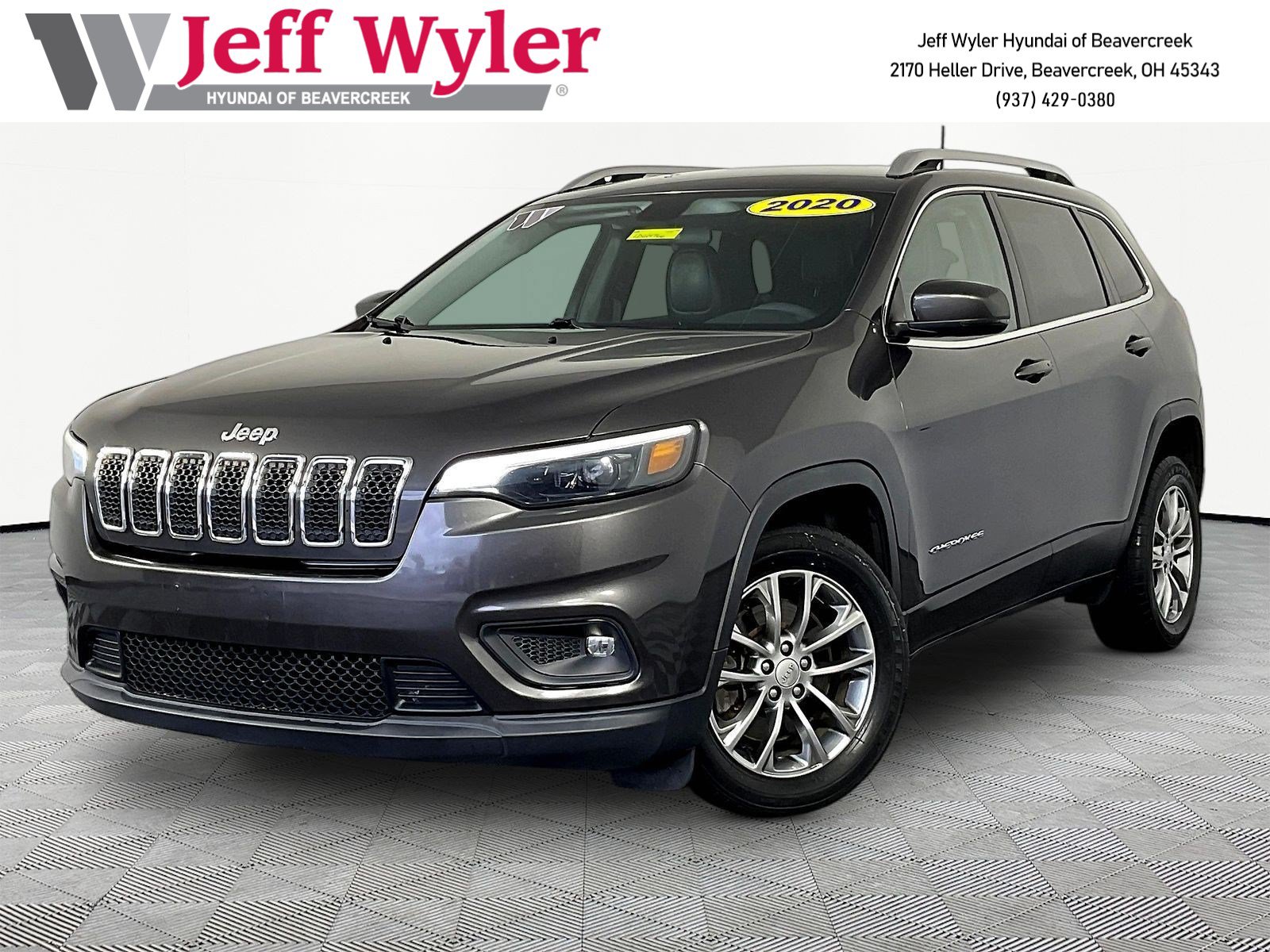 Used 2020 Jeep Cherokee Latitude Plus FWD image 1