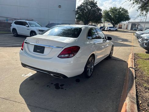 Used 2018 Mercedes-Benz C 300 Sedan image 5