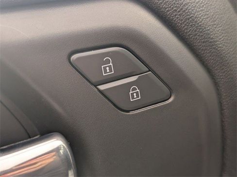 Certified 2025 Chevrolet Silverado 2500 Custom w/ Custom Value Package image 11