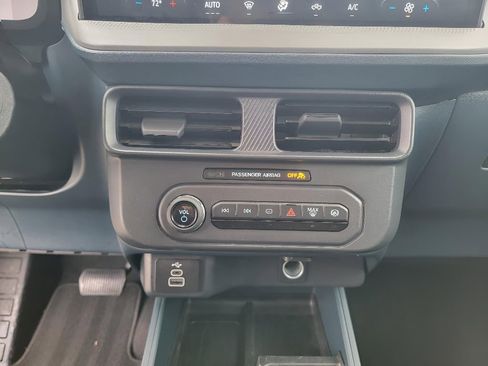 Used 2025 Ford Maverick XL w/ Equipment Group 101A image 23