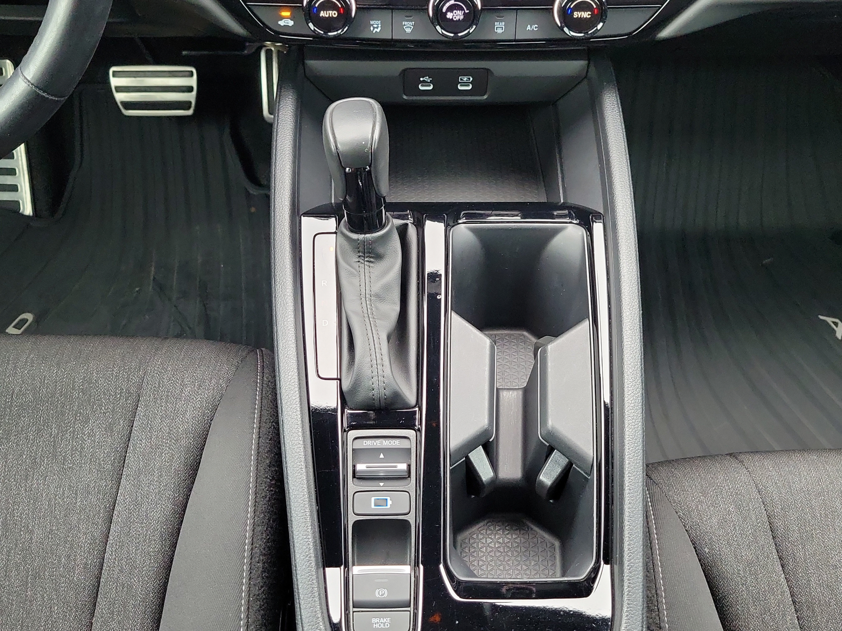Used 2024 Honda Accord Sport image 16