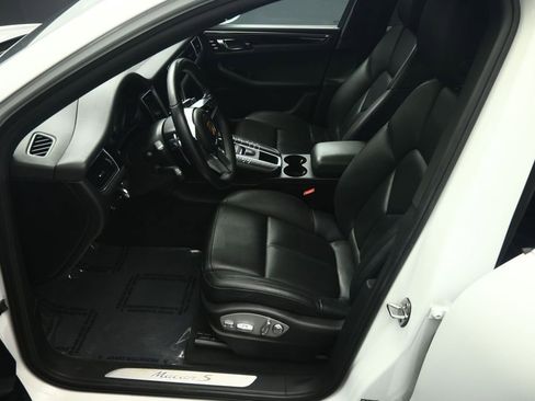 Used 2017 Porsche Macan S AWD/4WD image 48