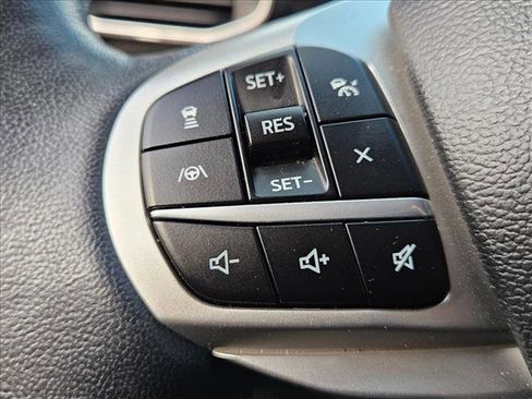 Used 2023 Ford Explorer XLT w/ Equipment Group 202A image 15