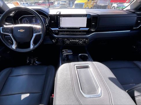 Used 2022 Chevrolet Silverado 1500 LTZ image 14