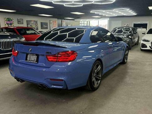 Used 2016 BMW M4 Convertible RWD image 5