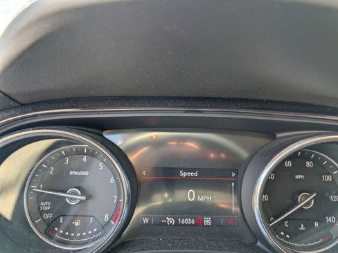 Used 2023 Buick Encore GX Preferred w/ Cold Weather Comfort Package AWD/4WD image 17