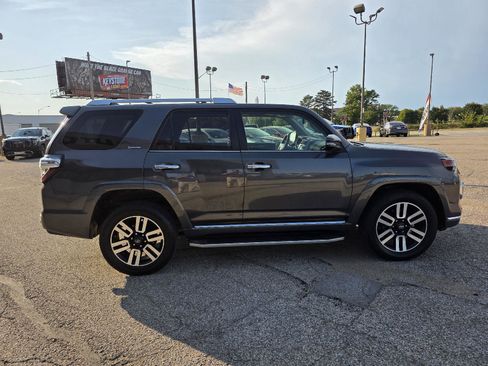 Used 2019 Toyota 4Runner Limited image 4