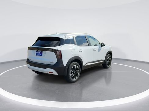 New 2025 Nissan Kicks SV w/ SV Premium Package image 8