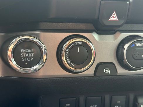 Used 2023 Toyota Tacoma SR5 image 12