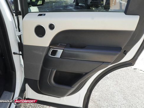 Used 2020 Land Rover Range Rover Sport HSE image 36