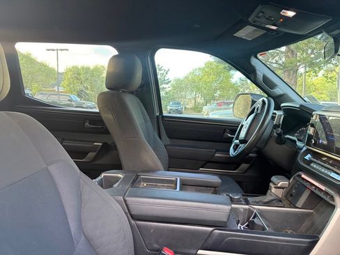 Used 2025 Toyota Tundra SR5 w/ SR5 Convenience Package AWD/4WD image 11