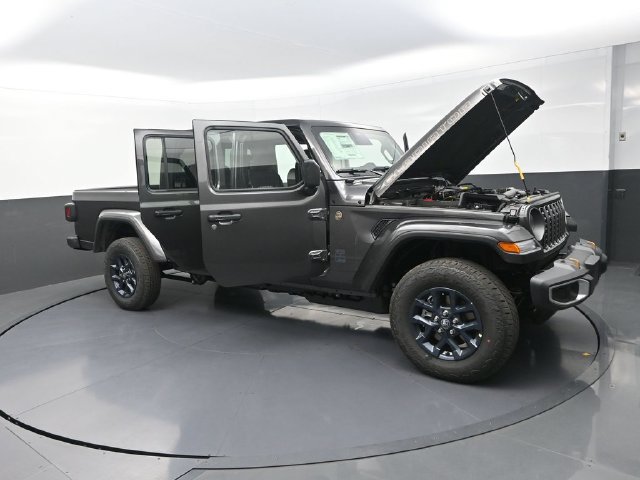 New 2026 Jeep Gladiator Sport AWD/4WD image 34
