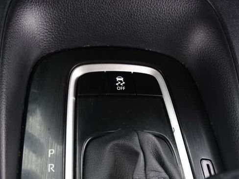 Used 2023 Toyota Corolla LE FWD image 31