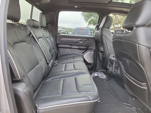 Used 2019 RAM 1500 Limited AWD/4WD image 16
