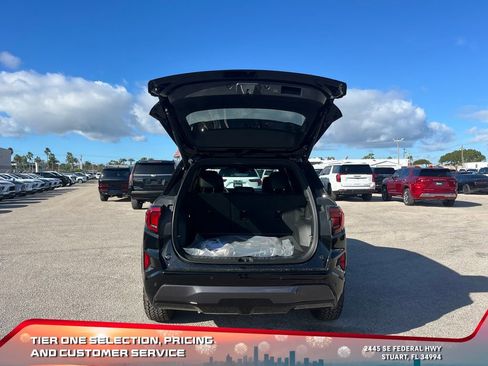 New 2026 GMC Terrain AT4 w/ Convenience Package III image 15