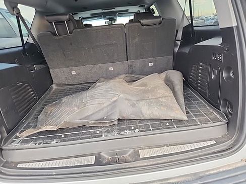 Used 2019 GMC Yukon XL Denali image 10