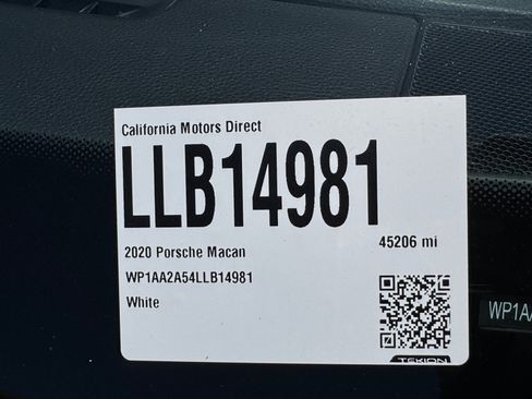 Used 2020 Porsche Macan AWD/4WD image 19