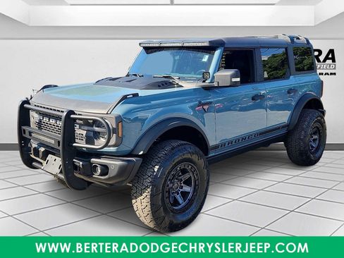Used 2023 Ford Bronco Badlands AWD/4WD image 3