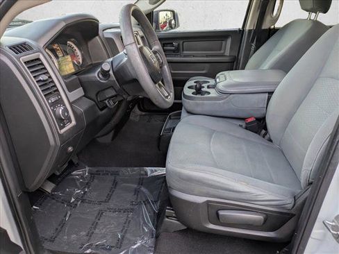 Used 2018 RAM 1500 Express w/ Express Value Package image 16