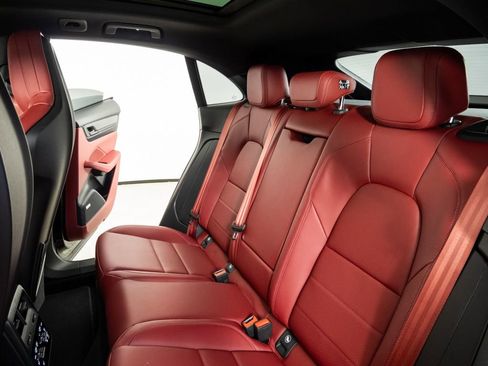 New 2026 Porsche Macan GTS Electric image 22